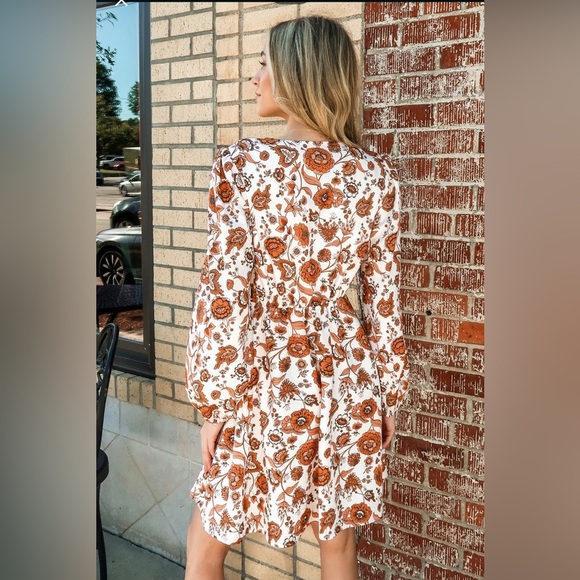 CUPSHE Rust Floral Long Sleeve Mini Dress Size S NWT - Picture 12 of 12